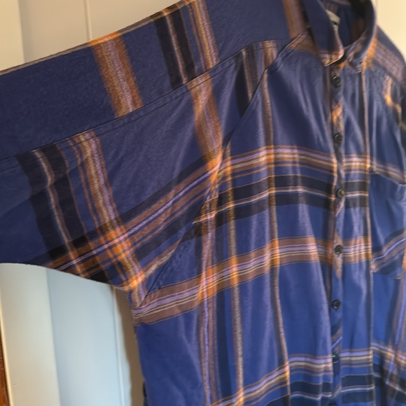 Urban Outfitters Plaid Flannel Button Down Top Size L - Picture 7 of 14